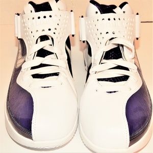 NEW Nike Shoes Women 10.5 Basketball Athletic Lebron James Soldier 454149 Purple
